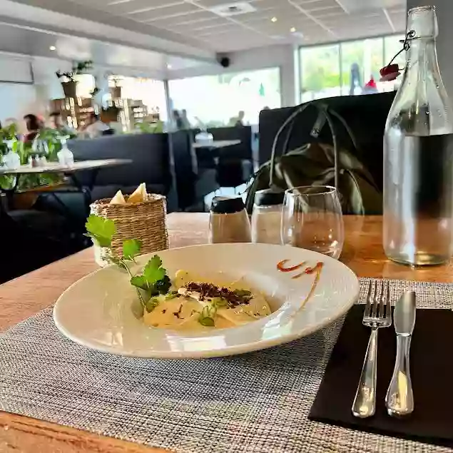 CM Signature - Restaurant Le Luc - meilleur restaurant LE LUC